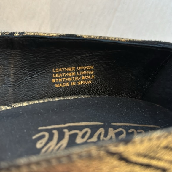 Brand new in box- L’Intervalle metallic shoe size 38 (7.5-8) Raciel - Picture 6 of 6